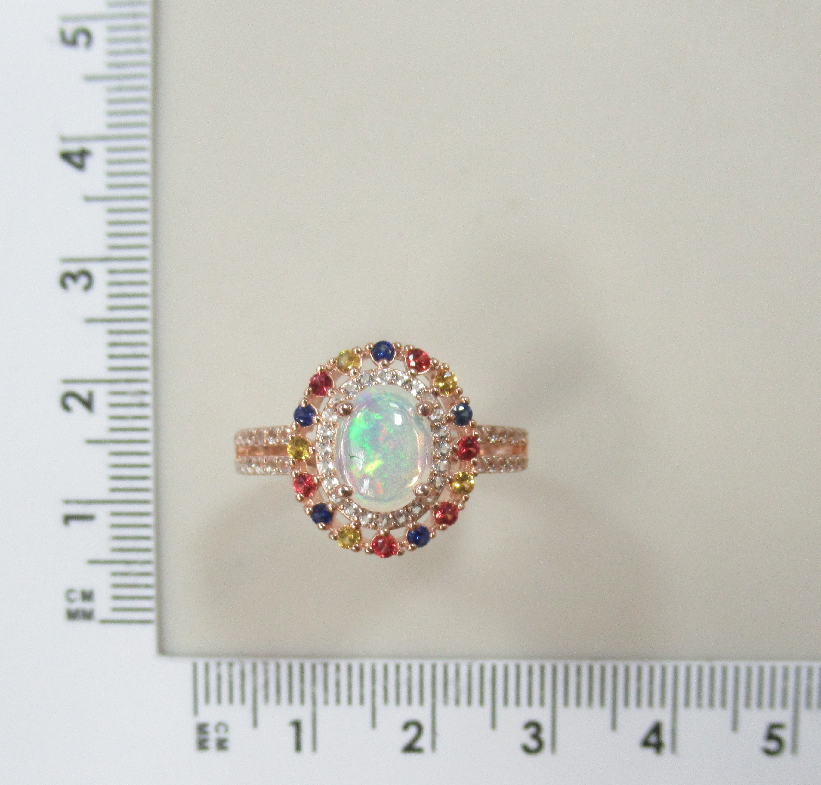 Серебряное кольцо с опалом и мультисапфирами